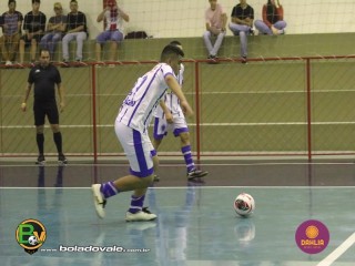 
<a style='margin-left: 5px;' class='btn btn-xs btn-social btn-facebook' href='https://www.facebook.com/sharer/sharer.php?u=https://www.boladovale.com.br/imgs/800-800-90/conteudo/fotos/1468/img1470.jpg' rel='popup' data-width='500' data-height='400'><i class='fa fa-facebook'></i>Compartilhar <span class='hidden-xs'>no Facebook</span>
</a> 
<a class='btn btn-default btn-xs' target='_blank' href='imgs/800-800-90/conteudo/fotos/1468/img1470.jpg'>
<span class='glyphicon glyphicon-cloud-download'></span> Salvar
</a> 
<span></span>