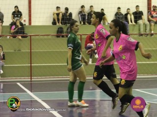
<a style='margin-left: 5px;' class='btn btn-xs btn-social btn-facebook' href='https://www.facebook.com/sharer/sharer.php?u=https://www.boladovale.com.br/imgs/800-800-90/conteudo/fotos/1469/img1608.jpg' rel='popup' data-width='500' data-height='400'><i class='fa fa-facebook'></i>Compartilhar <span class='hidden-xs'>no Facebook</span>
</a> 
<a class='btn btn-default btn-xs' target='_blank' href='imgs/800-800-90/conteudo/fotos/1469/img1608.jpg'>
<span class='glyphicon glyphicon-cloud-download'></span> Salvar
</a> 
<span></span>