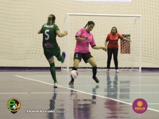 
<a style='margin-left: 5px;' class='btn btn-xs btn-social btn-facebook' href='https://www.facebook.com/sharer/sharer.php?u=https://www.boladovale.com.br/imgs/800-800-90/conteudo/fotos/1469/img1672.jpg' rel='popup' data-width='500' data-height='400'><i class='fa fa-facebook'></i>Compartilhar <span class='hidden-xs'>no Facebook</span>
</a> 
<a class='btn btn-default btn-xs' target='_blank' href='imgs/800-800-90/conteudo/fotos/1469/img1672.jpg'>
<span class='glyphicon glyphicon-cloud-download'></span> Salvar
</a> 
<span></span>