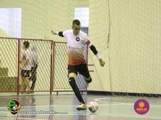
<a style='margin-left: 5px;' class='btn btn-xs btn-social btn-facebook' href='https://www.facebook.com/sharer/sharer.php?u=https://www.boladovale.com.br/imgs/800-800-90/conteudo/fotos/1470/img1743.jpg' rel='popup' data-width='500' data-height='400'><i class='fa fa-facebook'></i>Compartilhar <span class='hidden-xs'>no Facebook</span>
</a> 
<a class='btn btn-default btn-xs' target='_blank' href='imgs/800-800-90/conteudo/fotos/1470/img1743.jpg'>
<span class='glyphicon glyphicon-cloud-download'></span> Salvar
</a> 
<span></span>