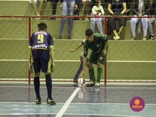 
<a style='margin-left: 5px;' class='btn btn-xs btn-social btn-facebook' href='https://www.facebook.com/sharer/sharer.php?u=https://www.boladovale.com.br/imgs/800-800-90/conteudo/fotos/1473/img8399.jpg' rel='popup' data-width='500' data-height='400'><i class='fa fa-facebook'></i>Compartilhar <span class='hidden-xs'>no Facebook</span>
</a> 
<a class='btn btn-default btn-xs' target='_blank' href='imgs/800-800-90/conteudo/fotos/1473/img8399.jpg'>
<span class='glyphicon glyphicon-cloud-download'></span> Salvar
</a> 
<span></span>