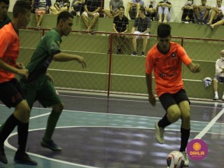 
<a style='margin-left: 5px;' class='btn btn-xs btn-social btn-facebook' href='https://www.facebook.com/sharer/sharer.php?u=https://www.boladovale.com.br/imgs/800-800-90/conteudo/fotos/1484/img8440.jpg' rel='popup' data-width='500' data-height='400'><i class='fa fa-facebook'></i>Compartilhar <span class='hidden-xs'>no Facebook</span>
</a> 
<a class='btn btn-default btn-xs' target='_blank' href='imgs/800-800-90/conteudo/fotos/1484/img8440.jpg'>
<span class='glyphicon glyphicon-cloud-download'></span> Salvar
</a> 
<span></span>