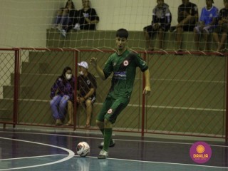 
<a style='margin-left: 5px;' class='btn btn-xs btn-social btn-facebook' href='https://www.facebook.com/sharer/sharer.php?u=https://www.boladovale.com.br/imgs/800-800-90/conteudo/fotos/1484/img8443.jpg' rel='popup' data-width='500' data-height='400'><i class='fa fa-facebook'></i>Compartilhar <span class='hidden-xs'>no Facebook</span>
</a> 
<a class='btn btn-default btn-xs' target='_blank' href='imgs/800-800-90/conteudo/fotos/1484/img8443.jpg'>
<span class='glyphicon glyphicon-cloud-download'></span> Salvar
</a> 
<span></span>