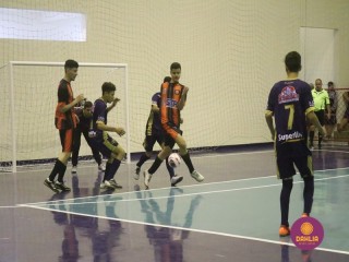 
<a style='margin-left: 5px;' class='btn btn-xs btn-social btn-facebook' href='https://www.facebook.com/sharer/sharer.php?u=https://www.boladovale.com.br/imgs/800-800-90/conteudo/fotos/1486/img8511.jpg' rel='popup' data-width='500' data-height='400'><i class='fa fa-facebook'></i>Compartilhar <span class='hidden-xs'>no Facebook</span>
</a> 
<a class='btn btn-default btn-xs' target='_blank' href='imgs/800-800-90/conteudo/fotos/1486/img8511.jpg'>
<span class='glyphicon glyphicon-cloud-download'></span> Salvar
</a> 
<span></span>