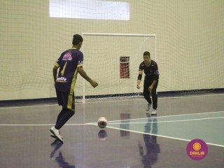 
<a style='margin-left: 5px;' class='btn btn-xs btn-social btn-facebook' href='https://www.facebook.com/sharer/sharer.php?u=https://www.boladovale.com.br/imgs/800-800-90/conteudo/fotos/1486/img8512.jpg' rel='popup' data-width='500' data-height='400'><i class='fa fa-facebook'></i>Compartilhar <span class='hidden-xs'>no Facebook</span>
</a> 
<a class='btn btn-default btn-xs' target='_blank' href='imgs/800-800-90/conteudo/fotos/1486/img8512.jpg'>
<span class='glyphicon glyphicon-cloud-download'></span> Salvar
</a> 
<span></span>
