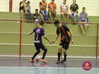 
<a style='margin-left: 5px;' class='btn btn-xs btn-social btn-facebook' href='https://www.facebook.com/sharer/sharer.php?u=https://www.boladovale.com.br/imgs/800-800-90/conteudo/fotos/1486/img8518.jpg' rel='popup' data-width='500' data-height='400'><i class='fa fa-facebook'></i>Compartilhar <span class='hidden-xs'>no Facebook</span>
</a> 
<a class='btn btn-default btn-xs' target='_blank' href='imgs/800-800-90/conteudo/fotos/1486/img8518.jpg'>
<span class='glyphicon glyphicon-cloud-download'></span> Salvar
</a> 
<span></span>