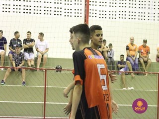 
<a style='margin-left: 5px;' class='btn btn-xs btn-social btn-facebook' href='https://www.facebook.com/sharer/sharer.php?u=https://www.boladovale.com.br/imgs/800-800-90/conteudo/fotos/1486/img8522.jpg' rel='popup' data-width='500' data-height='400'><i class='fa fa-facebook'></i>Compartilhar <span class='hidden-xs'>no Facebook</span>
</a> 
<a class='btn btn-default btn-xs' target='_blank' href='imgs/800-800-90/conteudo/fotos/1486/img8522.jpg'>
<span class='glyphicon glyphicon-cloud-download'></span> Salvar
</a> 
<span></span>