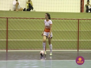 
<a style='margin-left: 5px;' class='btn btn-xs btn-social btn-facebook' href='https://www.facebook.com/sharer/sharer.php?u=https://www.boladovale.com.br/imgs/800-800-90/conteudo/fotos/1488/img8735.jpg' rel='popup' data-width='500' data-height='400'><i class='fa fa-facebook'></i>Compartilhar <span class='hidden-xs'>no Facebook</span>
</a> 
<a class='btn btn-default btn-xs' target='_blank' href='imgs/800-800-90/conteudo/fotos/1488/img8735.jpg'>
<span class='glyphicon glyphicon-cloud-download'></span> Salvar
</a> 
<span></span>