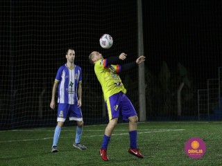 
<a style='margin-left: 5px;' class='btn btn-xs btn-social btn-facebook' href='https://www.facebook.com/sharer/sharer.php?u=https://www.boladovale.com.br/imgs/800-800-90/conteudo/fotos/1489/img8863.jpg' rel='popup' data-width='500' data-height='400'><i class='fa fa-facebook'></i>Compartilhar <span class='hidden-xs'>no Facebook</span>
</a> 
<a class='btn btn-default btn-xs' target='_blank' href='imgs/800-800-90/conteudo/fotos/1489/img8863.jpg'>
<span class='glyphicon glyphicon-cloud-download'></span> Salvar
</a> 
<span></span>