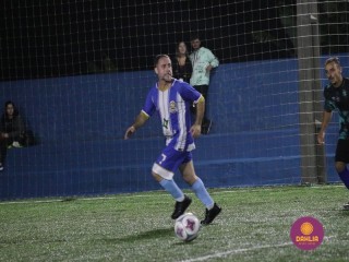 
<a style='margin-left: 5px;' class='btn btn-xs btn-social btn-facebook' href='https://www.facebook.com/sharer/sharer.php?u=https://www.boladovale.com.br/imgs/800-800-90/conteudo/fotos/1489/img8872.jpg' rel='popup' data-width='500' data-height='400'><i class='fa fa-facebook'></i>Compartilhar <span class='hidden-xs'>no Facebook</span>
</a> 
<a class='btn btn-default btn-xs' target='_blank' href='imgs/800-800-90/conteudo/fotos/1489/img8872.jpg'>
<span class='glyphicon glyphicon-cloud-download'></span> Salvar
</a> 
<span></span>