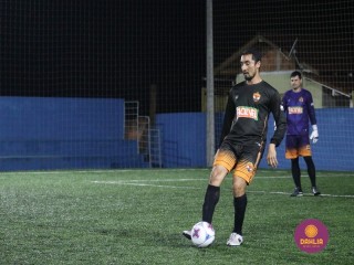 
<a style='margin-left: 5px;' class='btn btn-xs btn-social btn-facebook' href='https://www.facebook.com/sharer/sharer.php?u=https://www.boladovale.com.br/imgs/800-800-90/conteudo/fotos/1490/img8945.jpg' rel='popup' data-width='500' data-height='400'><i class='fa fa-facebook'></i>Compartilhar <span class='hidden-xs'>no Facebook</span>
</a> 
<a class='btn btn-default btn-xs' target='_blank' href='imgs/800-800-90/conteudo/fotos/1490/img8945.jpg'>
<span class='glyphicon glyphicon-cloud-download'></span> Salvar
</a> 
<span></span>