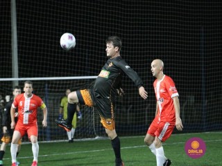 
<a style='margin-left: 5px;' class='btn btn-xs btn-social btn-facebook' href='https://www.facebook.com/sharer/sharer.php?u=https://www.boladovale.com.br/imgs/800-800-90/conteudo/fotos/1490/img8946.jpg' rel='popup' data-width='500' data-height='400'><i class='fa fa-facebook'></i>Compartilhar <span class='hidden-xs'>no Facebook</span>
</a> 
<a class='btn btn-default btn-xs' target='_blank' href='imgs/800-800-90/conteudo/fotos/1490/img8946.jpg'>
<span class='glyphicon glyphicon-cloud-download'></span> Salvar
</a> 
<span></span>