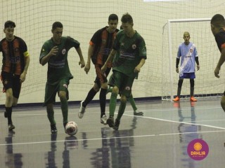 
<a style='margin-left: 5px;' class='btn btn-xs btn-social btn-facebook' href='https://www.facebook.com/sharer/sharer.php?u=https://www.boladovale.com.br/imgs/800-800-90/conteudo/fotos/1491/img8464.jpg' rel='popup' data-width='500' data-height='400'><i class='fa fa-facebook'></i>Compartilhar <span class='hidden-xs'>no Facebook</span>
</a> 
<a class='btn btn-default btn-xs' target='_blank' href='imgs/800-800-90/conteudo/fotos/1491/img8464.jpg'>
<span class='glyphicon glyphicon-cloud-download'></span> Salvar
</a> 
<span></span>