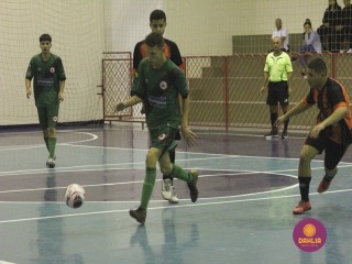 
<a style='margin-left: 5px;' class='btn btn-xs btn-social btn-facebook' href='https://www.facebook.com/sharer/sharer.php?u=https://www.boladovale.com.br/imgs/800-800-90/conteudo/fotos/1491/img8473.jpg' rel='popup' data-width='500' data-height='400'><i class='fa fa-facebook'></i>Compartilhar <span class='hidden-xs'>no Facebook</span>
</a> 
<a class='btn btn-default btn-xs' target='_blank' href='imgs/800-800-90/conteudo/fotos/1491/img8473.jpg'>
<span class='glyphicon glyphicon-cloud-download'></span> Salvar
</a> 
<span></span>