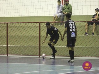 
<a style='margin-left: 5px;' class='btn btn-xs btn-social btn-facebook' href='https://www.facebook.com/sharer/sharer.php?u=https://www.boladovale.com.br/imgs/800-800-90/conteudo/fotos/1493/img8542.jpg' rel='popup' data-width='500' data-height='400'><i class='fa fa-facebook'></i>Compartilhar <span class='hidden-xs'>no Facebook</span>
</a> 
<a class='btn btn-default btn-xs' target='_blank' href='imgs/800-800-90/conteudo/fotos/1493/img8542.jpg'>
<span class='glyphicon glyphicon-cloud-download'></span> Salvar
</a> 
<span></span>