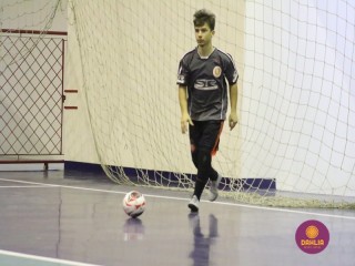 
<a style='margin-left: 5px;' class='btn btn-xs btn-social btn-facebook' href='https://www.facebook.com/sharer/sharer.php?u=https://www.boladovale.com.br/imgs/800-800-90/conteudo/fotos/1495/img9213.jpg' rel='popup' data-width='500' data-height='400'><i class='fa fa-facebook'></i>Compartilhar <span class='hidden-xs'>no Facebook</span>
</a> 
<a class='btn btn-default btn-xs' target='_blank' href='imgs/800-800-90/conteudo/fotos/1495/img9213.jpg'>
<span class='glyphicon glyphicon-cloud-download'></span> Salvar
</a> 
<span></span>