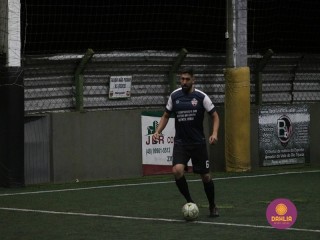
<a style='margin-left: 5px;' class='btn btn-xs btn-social btn-facebook' href='https://www.facebook.com/sharer/sharer.php?u=https://www.boladovale.com.br/imgs/800-800-90/conteudo/fotos/1496/img9318.jpg' rel='popup' data-width='500' data-height='400'><i class='fa fa-facebook'></i>Compartilhar <span class='hidden-xs'>no Facebook</span>
</a> 
<a class='btn btn-default btn-xs' target='_blank' href='imgs/800-800-90/conteudo/fotos/1496/img9318.jpg'>
<span class='glyphicon glyphicon-cloud-download'></span> Salvar
</a> 
<span></span>