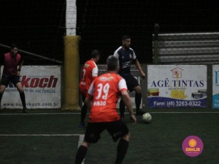 
<a style='margin-left: 5px;' class='btn btn-xs btn-social btn-facebook' href='https://www.facebook.com/sharer/sharer.php?u=https://www.boladovale.com.br/imgs/800-800-90/conteudo/fotos/1496/img9344.jpg' rel='popup' data-width='500' data-height='400'><i class='fa fa-facebook'></i>Compartilhar <span class='hidden-xs'>no Facebook</span>
</a> 
<a class='btn btn-default btn-xs' target='_blank' href='imgs/800-800-90/conteudo/fotos/1496/img9344.jpg'>
<span class='glyphicon glyphicon-cloud-download'></span> Salvar
</a> 
<span></span>