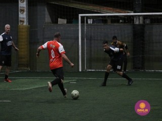 
<a style='margin-left: 5px;' class='btn btn-xs btn-social btn-facebook' href='https://www.facebook.com/sharer/sharer.php?u=https://www.boladovale.com.br/imgs/800-800-90/conteudo/fotos/1496/img9350.jpg' rel='popup' data-width='500' data-height='400'><i class='fa fa-facebook'></i>Compartilhar <span class='hidden-xs'>no Facebook</span>
</a> 
<a class='btn btn-default btn-xs' target='_blank' href='imgs/800-800-90/conteudo/fotos/1496/img9350.jpg'>
<span class='glyphicon glyphicon-cloud-download'></span> Salvar
</a> 
<span></span>