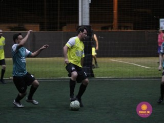 
<a style='margin-left: 5px;' class='btn btn-xs btn-social btn-facebook' href='https://www.facebook.com/sharer/sharer.php?u=https://www.boladovale.com.br/imgs/800-800-90/conteudo/fotos/1497/img9380.jpg' rel='popup' data-width='500' data-height='400'><i class='fa fa-facebook'></i>Compartilhar <span class='hidden-xs'>no Facebook</span>
</a> 
<a class='btn btn-default btn-xs' target='_blank' href='imgs/800-800-90/conteudo/fotos/1497/img9380.jpg'>
<span class='glyphicon glyphicon-cloud-download'></span> Salvar
</a> 
<span></span>