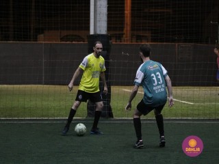 
<a style='margin-left: 5px;' class='btn btn-xs btn-social btn-facebook' href='https://www.facebook.com/sharer/sharer.php?u=https://www.boladovale.com.br/imgs/800-800-90/conteudo/fotos/1497/img9391.jpg' rel='popup' data-width='500' data-height='400'><i class='fa fa-facebook'></i>Compartilhar <span class='hidden-xs'>no Facebook</span>
</a> 
<a class='btn btn-default btn-xs' target='_blank' href='imgs/800-800-90/conteudo/fotos/1497/img9391.jpg'>
<span class='glyphicon glyphicon-cloud-download'></span> Salvar
</a> 
<span></span>