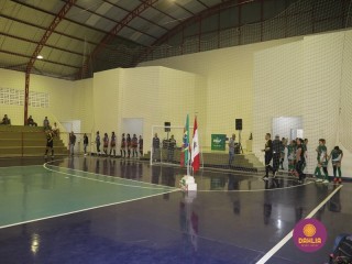 
<a style='margin-left: 5px;' class='btn btn-xs btn-social btn-facebook' href='https://www.facebook.com/sharer/sharer.php?u=https://www.boladovale.com.br/imgs/800-800-90/conteudo/fotos/1498/img9466.jpg' rel='popup' data-width='500' data-height='400'><i class='fa fa-facebook'></i>Compartilhar <span class='hidden-xs'>no Facebook</span>
</a> 
<a class='btn btn-default btn-xs' target='_blank' href='imgs/800-800-90/conteudo/fotos/1498/img9466.jpg'>
<span class='glyphicon glyphicon-cloud-download'></span> Salvar
</a> 
<span></span>