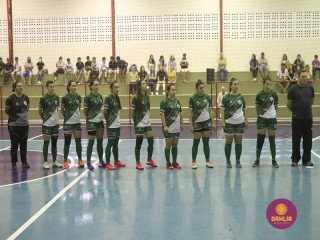 
<a style='margin-left: 5px;' class='btn btn-xs btn-social btn-facebook' href='https://www.facebook.com/sharer/sharer.php?u=https://www.boladovale.com.br/imgs/800-800-90/conteudo/fotos/1498/img9476.jpg' rel='popup' data-width='500' data-height='400'><i class='fa fa-facebook'></i>Compartilhar <span class='hidden-xs'>no Facebook</span>
</a> 
<a class='btn btn-default btn-xs' target='_blank' href='imgs/800-800-90/conteudo/fotos/1498/img9476.jpg'>
<span class='glyphicon glyphicon-cloud-download'></span> Salvar
</a> 
<span></span>