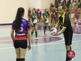 
<a style='margin-left: 5px;' class='btn btn-xs btn-social btn-facebook' href='https://www.facebook.com/sharer/sharer.php?u=https://www.boladovale.com.br/imgs/800-800-90/conteudo/fotos/1498/img9548.jpg' rel='popup' data-width='500' data-height='400'><i class='fa fa-facebook'></i>Compartilhar <span class='hidden-xs'>no Facebook</span>
</a> 
<a class='btn btn-default btn-xs' target='_blank' href='imgs/800-800-90/conteudo/fotos/1498/img9548.jpg'>
<span class='glyphicon glyphicon-cloud-download'></span> Salvar
</a> 
<span></span>