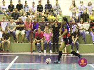 
<a style='margin-left: 5px;' class='btn btn-xs btn-social btn-facebook' href='https://www.facebook.com/sharer/sharer.php?u=https://www.boladovale.com.br/imgs/800-800-90/conteudo/fotos/1498/img9587.jpg' rel='popup' data-width='500' data-height='400'><i class='fa fa-facebook'></i>Compartilhar <span class='hidden-xs'>no Facebook</span>
</a> 
<a class='btn btn-default btn-xs' target='_blank' href='imgs/800-800-90/conteudo/fotos/1498/img9587.jpg'>
<span class='glyphicon glyphicon-cloud-download'></span> Salvar
</a> 
<span></span>