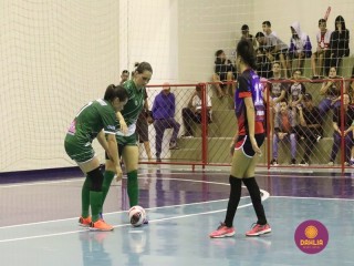 
<a style='margin-left: 5px;' class='btn btn-xs btn-social btn-facebook' href='https://www.facebook.com/sharer/sharer.php?u=https://www.boladovale.com.br/imgs/800-800-90/conteudo/fotos/1498/img9590.jpg' rel='popup' data-width='500' data-height='400'><i class='fa fa-facebook'></i>Compartilhar <span class='hidden-xs'>no Facebook</span>
</a> 
<a class='btn btn-default btn-xs' target='_blank' href='imgs/800-800-90/conteudo/fotos/1498/img9590.jpg'>
<span class='glyphicon glyphicon-cloud-download'></span> Salvar
</a> 
<span></span>