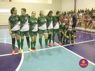
<a style='margin-left: 5px;' class='btn btn-xs btn-social btn-facebook' href='https://www.facebook.com/sharer/sharer.php?u=https://www.boladovale.com.br/imgs/800-800-90/conteudo/fotos/1498/img9608.jpg' rel='popup' data-width='500' data-height='400'><i class='fa fa-facebook'></i>Compartilhar <span class='hidden-xs'>no Facebook</span>
</a> 
<a class='btn btn-default btn-xs' target='_blank' href='imgs/800-800-90/conteudo/fotos/1498/img9608.jpg'>
<span class='glyphicon glyphicon-cloud-download'></span> Salvar
</a> 
<span></span>