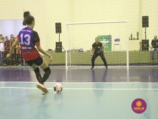 
<a style='margin-left: 5px;' class='btn btn-xs btn-social btn-facebook' href='https://www.facebook.com/sharer/sharer.php?u=https://www.boladovale.com.br/imgs/800-800-90/conteudo/fotos/1498/img9622.jpg' rel='popup' data-width='500' data-height='400'><i class='fa fa-facebook'></i>Compartilhar <span class='hidden-xs'>no Facebook</span>
</a> 
<a class='btn btn-default btn-xs' target='_blank' href='imgs/800-800-90/conteudo/fotos/1498/img9622.jpg'>
<span class='glyphicon glyphicon-cloud-download'></span> Salvar
</a> 
<span></span>