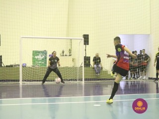 
<a style='margin-left: 5px;' class='btn btn-xs btn-social btn-facebook' href='https://www.facebook.com/sharer/sharer.php?u=https://www.boladovale.com.br/imgs/800-800-90/conteudo/fotos/1498/img9641.jpg' rel='popup' data-width='500' data-height='400'><i class='fa fa-facebook'></i>Compartilhar <span class='hidden-xs'>no Facebook</span>
</a> 
<a class='btn btn-default btn-xs' target='_blank' href='imgs/800-800-90/conteudo/fotos/1498/img9641.jpg'>
<span class='glyphicon glyphicon-cloud-download'></span> Salvar
</a> 
<span></span>