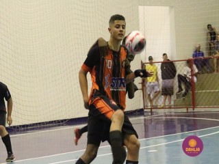 
<a style='margin-left: 5px;' class='btn btn-xs btn-social btn-facebook' href='https://www.facebook.com/sharer/sharer.php?u=https://www.boladovale.com.br/imgs/800-800-90/conteudo/fotos/1500/img9869.jpg' rel='popup' data-width='500' data-height='400'><i class='fa fa-facebook'></i>Compartilhar <span class='hidden-xs'>no Facebook</span>
</a> 
<a class='btn btn-default btn-xs' target='_blank' href='imgs/800-800-90/conteudo/fotos/1500/img9869.jpg'>
<span class='glyphicon glyphicon-cloud-download'></span> Salvar
</a> 
<span></span>