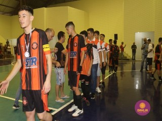 
<a style='margin-left: 5px;' class='btn btn-xs btn-social btn-facebook' href='https://www.facebook.com/sharer/sharer.php?u=https://www.boladovale.com.br/imgs/800-800-90/conteudo/fotos/1501/img9929.jpg' rel='popup' data-width='500' data-height='400'><i class='fa fa-facebook'></i>Compartilhar <span class='hidden-xs'>no Facebook</span>
</a> 
<a class='btn btn-default btn-xs' target='_blank' href='imgs/800-800-90/conteudo/fotos/1501/img9929.jpg'>
<span class='glyphicon glyphicon-cloud-download'></span> Salvar
</a> 
<span></span>