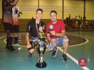 
<a style='margin-left: 5px;' class='btn btn-xs btn-social btn-facebook' href='https://www.facebook.com/sharer/sharer.php?u=https://www.boladovale.com.br/imgs/800-800-90/conteudo/fotos/1501/img9986.jpg' rel='popup' data-width='500' data-height='400'><i class='fa fa-facebook'></i>Compartilhar <span class='hidden-xs'>no Facebook</span>
</a> 
<a class='btn btn-default btn-xs' target='_blank' href='imgs/800-800-90/conteudo/fotos/1501/img9986.jpg'>
<span class='glyphicon glyphicon-cloud-download'></span> Salvar
</a> 
<span></span>