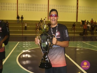
<a style='margin-left: 5px;' class='btn btn-xs btn-social btn-facebook' href='https://www.facebook.com/sharer/sharer.php?u=https://www.boladovale.com.br/imgs/800-800-90/conteudo/fotos/1501/img9998.jpg' rel='popup' data-width='500' data-height='400'><i class='fa fa-facebook'></i>Compartilhar <span class='hidden-xs'>no Facebook</span>
</a> 
<a class='btn btn-default btn-xs' target='_blank' href='imgs/800-800-90/conteudo/fotos/1501/img9998.jpg'>
<span class='glyphicon glyphicon-cloud-download'></span> Salvar
</a> 
<span></span>