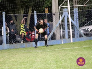 
<a style='margin-left: 5px;' class='btn btn-xs btn-social btn-facebook' href='https://www.facebook.com/sharer/sharer.php?u=https://www.boladovale.com.br/imgs/800-800-90/conteudo/fotos/1502/img0937.jpg' rel='popup' data-width='500' data-height='400'><i class='fa fa-facebook'></i>Compartilhar <span class='hidden-xs'>no Facebook</span>
</a> 
<a class='btn btn-default btn-xs' target='_blank' href='imgs/800-800-90/conteudo/fotos/1502/img0937.jpg'>
<span class='glyphicon glyphicon-cloud-download'></span> Salvar
</a> 
<span></span>