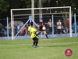 
<a style='margin-left: 5px;' class='btn btn-xs btn-social btn-facebook' href='https://www.facebook.com/sharer/sharer.php?u=https://www.boladovale.com.br/imgs/800-800-90/conteudo/fotos/1502/img0988.jpg' rel='popup' data-width='500' data-height='400'><i class='fa fa-facebook'></i>Compartilhar <span class='hidden-xs'>no Facebook</span>
</a> 
<a class='btn btn-default btn-xs' target='_blank' href='imgs/800-800-90/conteudo/fotos/1502/img0988.jpg'>
<span class='glyphicon glyphicon-cloud-download'></span> Salvar
</a> 
<span></span>