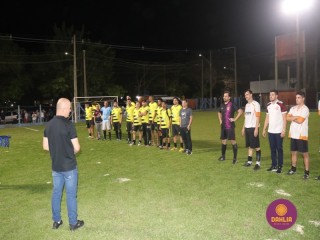 
<a style='margin-left: 5px;' class='btn btn-xs btn-social btn-facebook' href='https://www.facebook.com/sharer/sharer.php?u=https://www.boladovale.com.br/imgs/800-800-90/conteudo/fotos/1502/img1035.jpg' rel='popup' data-width='500' data-height='400'><i class='fa fa-facebook'></i>Compartilhar <span class='hidden-xs'>no Facebook</span>
</a> 
<a class='btn btn-default btn-xs' target='_blank' href='imgs/800-800-90/conteudo/fotos/1502/img1035.jpg'>
<span class='glyphicon glyphicon-cloud-download'></span> Salvar
</a> 
<span></span>