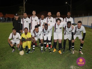 
<a style='margin-left: 5px;' class='btn btn-xs btn-social btn-facebook' href='https://www.facebook.com/sharer/sharer.php?u=https://www.boladovale.com.br/imgs/800-800-90/conteudo/fotos/1503/img1055.jpg' rel='popup' data-width='500' data-height='400'><i class='fa fa-facebook'></i>Compartilhar <span class='hidden-xs'>no Facebook</span>
</a> 
<a class='btn btn-default btn-xs' target='_blank' href='imgs/800-800-90/conteudo/fotos/1503/img1055.jpg'>
<span class='glyphicon glyphicon-cloud-download'></span> Salvar
</a> 
<span></span>