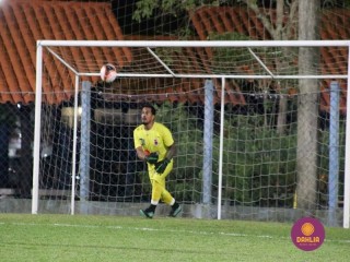 
<a style='margin-left: 5px;' class='btn btn-xs btn-social btn-facebook' href='https://www.facebook.com/sharer/sharer.php?u=https://www.boladovale.com.br/imgs/800-800-90/conteudo/fotos/1503/img1066.jpg' rel='popup' data-width='500' data-height='400'><i class='fa fa-facebook'></i>Compartilhar <span class='hidden-xs'>no Facebook</span>
</a> 
<a class='btn btn-default btn-xs' target='_blank' href='imgs/800-800-90/conteudo/fotos/1503/img1066.jpg'>
<span class='glyphicon glyphicon-cloud-download'></span> Salvar
</a> 
<span></span>