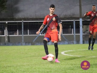 
<a style='margin-left: 5px;' class='btn btn-xs btn-social btn-facebook' href='https://www.facebook.com/sharer/sharer.php?u=https://www.boladovale.com.br/imgs/800-800-90/conteudo/fotos/1503/img1086.jpg' rel='popup' data-width='500' data-height='400'><i class='fa fa-facebook'></i>Compartilhar <span class='hidden-xs'>no Facebook</span>
</a> 
<a class='btn btn-default btn-xs' target='_blank' href='imgs/800-800-90/conteudo/fotos/1503/img1086.jpg'>
<span class='glyphicon glyphicon-cloud-download'></span> Salvar
</a> 
<span></span>