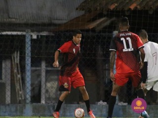 
<a style='margin-left: 5px;' class='btn btn-xs btn-social btn-facebook' href='https://www.facebook.com/sharer/sharer.php?u=https://www.boladovale.com.br/imgs/800-800-90/conteudo/fotos/1503/img1098.jpg' rel='popup' data-width='500' data-height='400'><i class='fa fa-facebook'></i>Compartilhar <span class='hidden-xs'>no Facebook</span>
</a> 
<a class='btn btn-default btn-xs' target='_blank' href='imgs/800-800-90/conteudo/fotos/1503/img1098.jpg'>
<span class='glyphicon glyphicon-cloud-download'></span> Salvar
</a> 
<span></span>