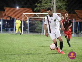 
<a style='margin-left: 5px;' class='btn btn-xs btn-social btn-facebook' href='https://www.facebook.com/sharer/sharer.php?u=https://www.boladovale.com.br/imgs/800-800-90/conteudo/fotos/1503/img1124.jpg' rel='popup' data-width='500' data-height='400'><i class='fa fa-facebook'></i>Compartilhar <span class='hidden-xs'>no Facebook</span>
</a> 
<a class='btn btn-default btn-xs' target='_blank' href='imgs/800-800-90/conteudo/fotos/1503/img1124.jpg'>
<span class='glyphicon glyphicon-cloud-download'></span> Salvar
</a> 
<span></span>