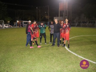 
<a style='margin-left: 5px;' class='btn btn-xs btn-social btn-facebook' href='https://www.facebook.com/sharer/sharer.php?u=https://www.boladovale.com.br/imgs/800-800-90/conteudo/fotos/1503/img1217.jpg' rel='popup' data-width='500' data-height='400'><i class='fa fa-facebook'></i>Compartilhar <span class='hidden-xs'>no Facebook</span>
</a> 
<a class='btn btn-default btn-xs' target='_blank' href='imgs/800-800-90/conteudo/fotos/1503/img1217.jpg'>
<span class='glyphicon glyphicon-cloud-download'></span> Salvar
</a> 
<span></span>