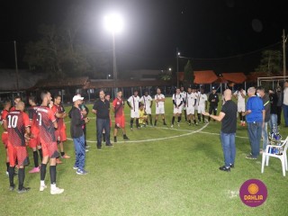 
<a style='margin-left: 5px;' class='btn btn-xs btn-social btn-facebook' href='https://www.facebook.com/sharer/sharer.php?u=https://www.boladovale.com.br/imgs/800-800-90/conteudo/fotos/1503/img1220.jpg' rel='popup' data-width='500' data-height='400'><i class='fa fa-facebook'></i>Compartilhar <span class='hidden-xs'>no Facebook</span>
</a> 
<a class='btn btn-default btn-xs' target='_blank' href='imgs/800-800-90/conteudo/fotos/1503/img1220.jpg'>
<span class='glyphicon glyphicon-cloud-download'></span> Salvar
</a> 
<span></span>