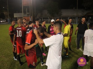 
<a style='margin-left: 5px;' class='btn btn-xs btn-social btn-facebook' href='https://www.facebook.com/sharer/sharer.php?u=https://www.boladovale.com.br/imgs/800-800-90/conteudo/fotos/1503/img1244.jpg' rel='popup' data-width='500' data-height='400'><i class='fa fa-facebook'></i>Compartilhar <span class='hidden-xs'>no Facebook</span>
</a> 
<a class='btn btn-default btn-xs' target='_blank' href='imgs/800-800-90/conteudo/fotos/1503/img1244.jpg'>
<span class='glyphicon glyphicon-cloud-download'></span> Salvar
</a> 
<span></span>