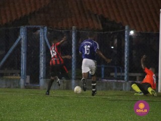 
<a style='margin-left: 5px;' class='btn btn-xs btn-social btn-facebook' href='https://www.facebook.com/sharer/sharer.php?u=https://www.boladovale.com.br/imgs/800-800-90/conteudo/fotos/1504/img1292.jpg' rel='popup' data-width='500' data-height='400'><i class='fa fa-facebook'></i>Compartilhar <span class='hidden-xs'>no Facebook</span>
</a> 
<a class='btn btn-default btn-xs' target='_blank' href='imgs/800-800-90/conteudo/fotos/1504/img1292.jpg'>
<span class='glyphicon glyphicon-cloud-download'></span> Salvar
</a> 
<span></span>