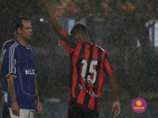 
<a style='margin-left: 5px;' class='btn btn-xs btn-social btn-facebook' href='https://www.facebook.com/sharer/sharer.php?u=https://www.boladovale.com.br/imgs/800-800-90/conteudo/fotos/1504/img1295.jpg' rel='popup' data-width='500' data-height='400'><i class='fa fa-facebook'></i>Compartilhar <span class='hidden-xs'>no Facebook</span>
</a> 
<a class='btn btn-default btn-xs' target='_blank' href='imgs/800-800-90/conteudo/fotos/1504/img1295.jpg'>
<span class='glyphicon glyphicon-cloud-download'></span> Salvar
</a> 
<span></span>